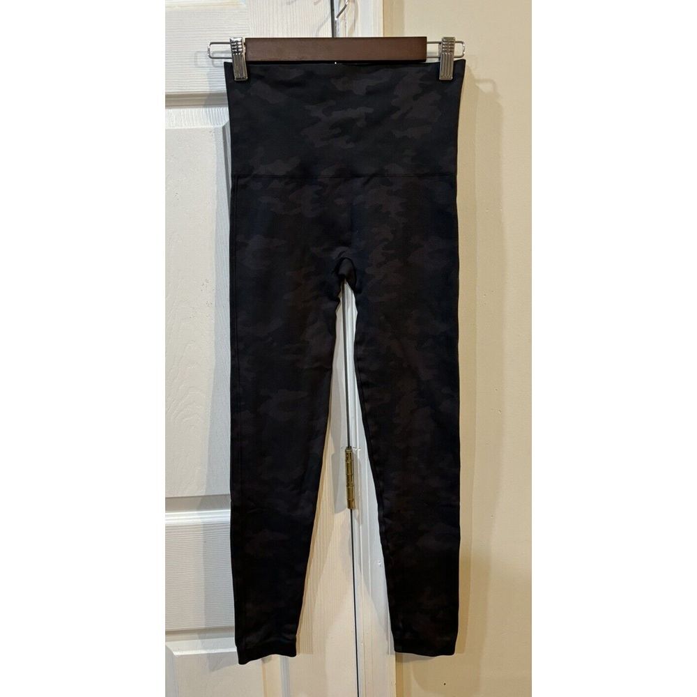 Spanx Camo Leggings Women's Sz M‎